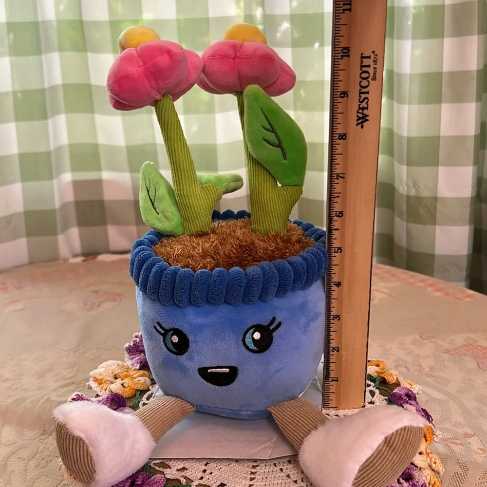 Plush Faux Flower Blossoms Happy Plant Weighted Bottom Ultra Soft Whimsical NEW